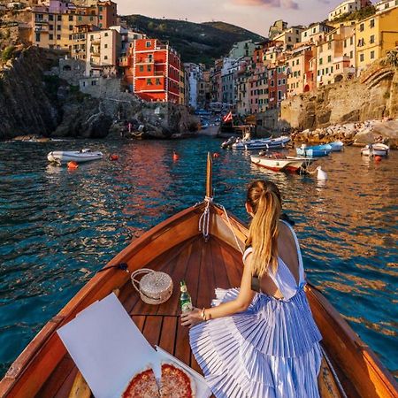 Mari - Between Land And Sea Riomaggiore Exterior photo